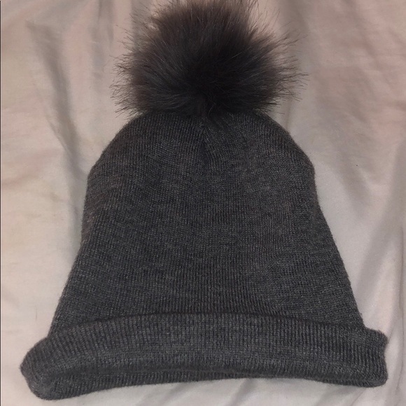 ❤️Forever 21 Hat. Offers welcomed- must go!!!!!❤️ - Picture 2 of 6